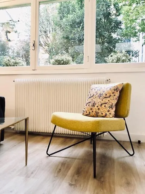 3 Bedrooms Tour Eiffel + Parking Paris